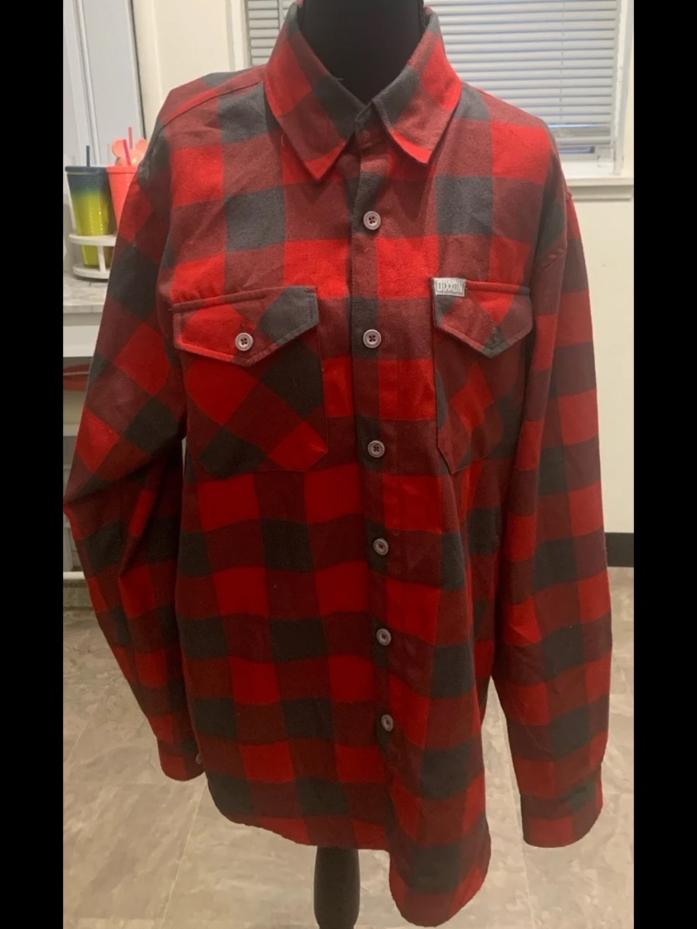 Dixxon
Red and black long sleeve 
Flannel button down
Medium